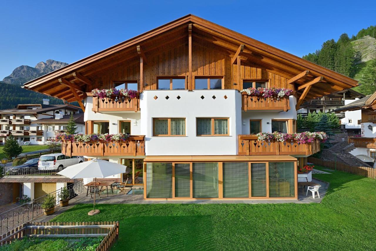 Apartments Burvel Селва ди Вал Гардена Екстериор снимка